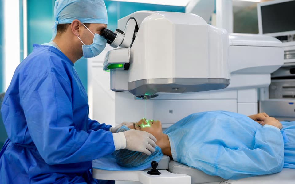 Advanced LASIK Solutions at Neera Eye Centre, Delhi